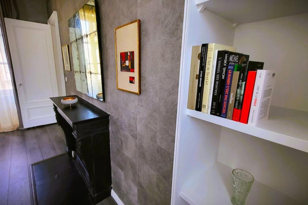 Appartement De La Bibliotheque Besançon Eksteriør billede